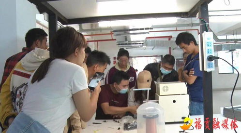 福貢縣城區(qū)萬人安置點技能培訓(xùn)班正式開班，助力電子產(chǎn)品裝配與家政服務(wù)就業(yè)